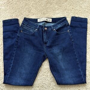 Barbell Apparel Women’s athletic fit mom jeans